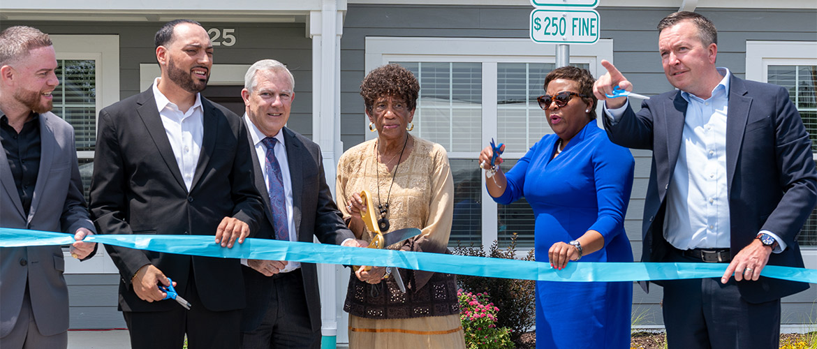 SIHF Healthcare CEO Larry McCulley, local and state Illinois officials celebrate Vivian's Village